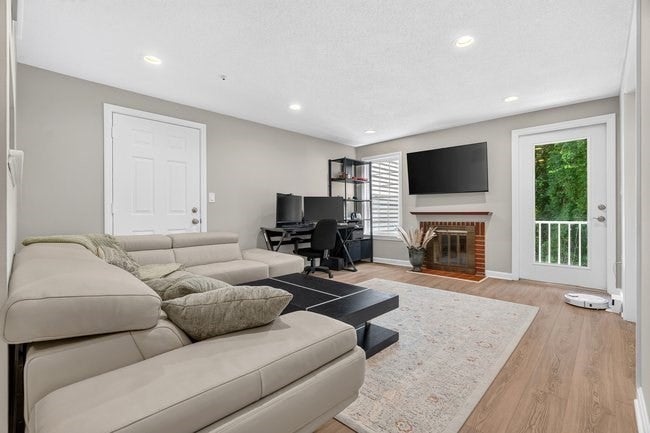 7 Thoreau Ct 8
