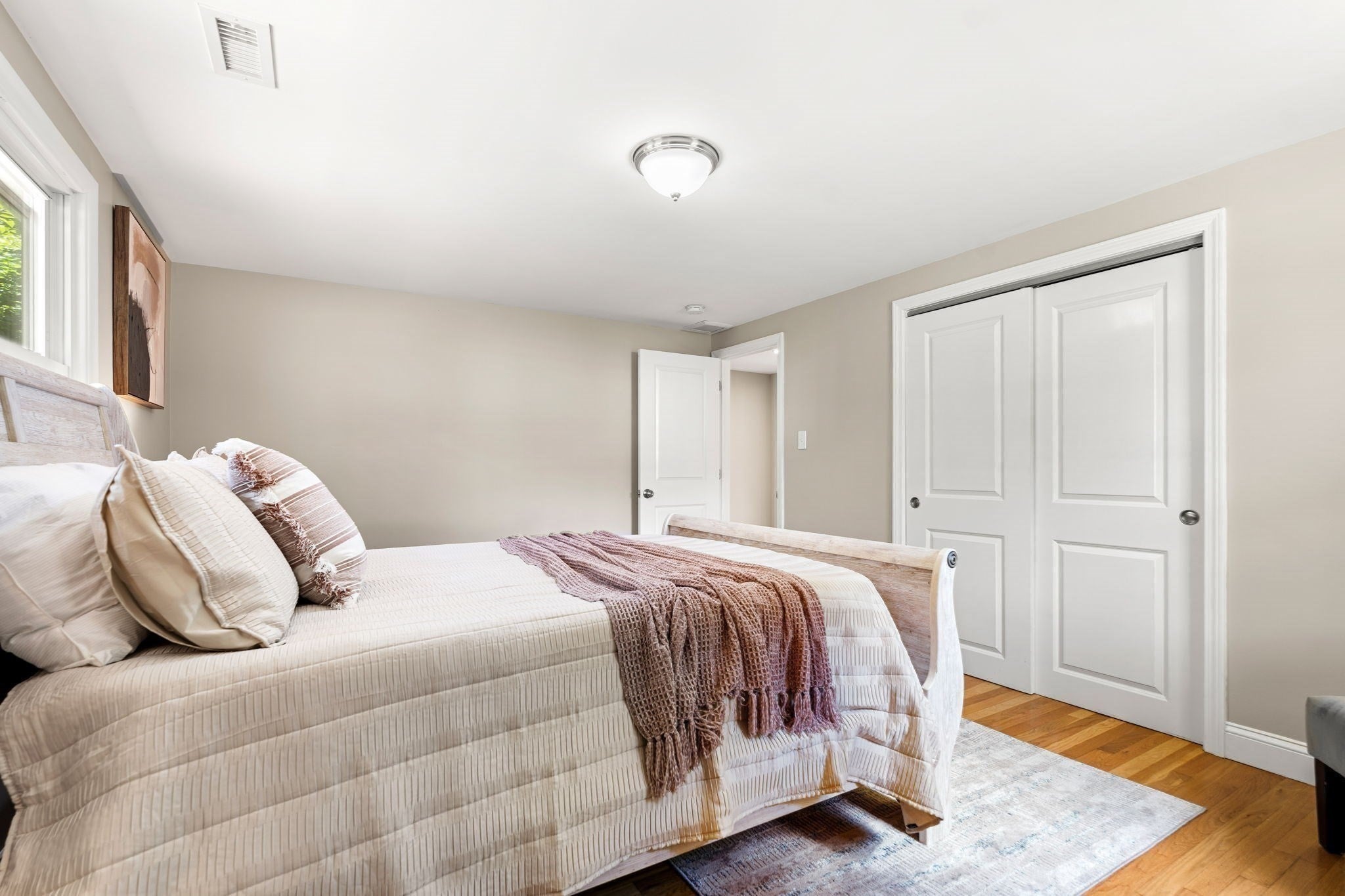 108 Westford ST, Chelmsford, MA Photo #13