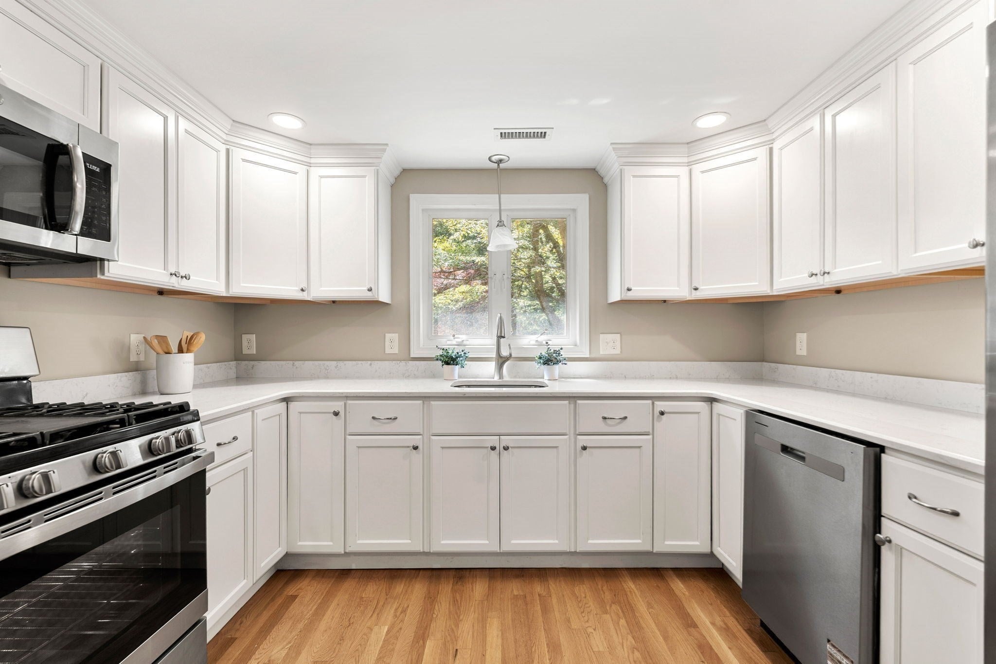 108 Westford ST, Chelmsford, MA Photo #1