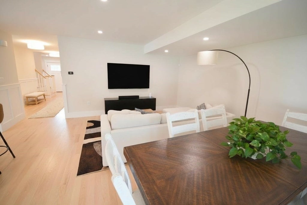 361 Salem St #2, Wakefield, MA Photo #5