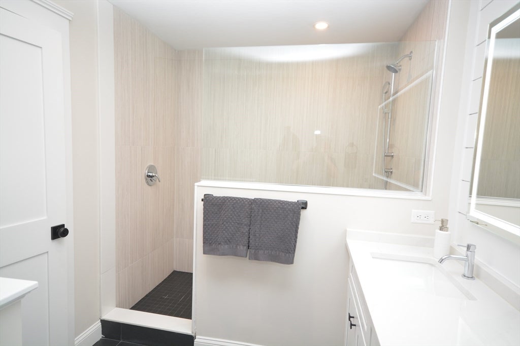 361 Salem St #2, Wakefield, MA Photo #17