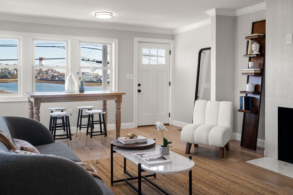 65 Bay View Ave 65