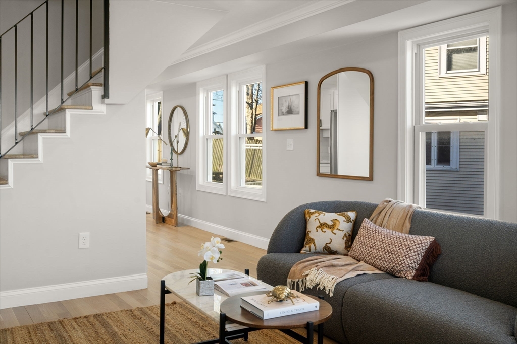 65 Bay View Ave 65
