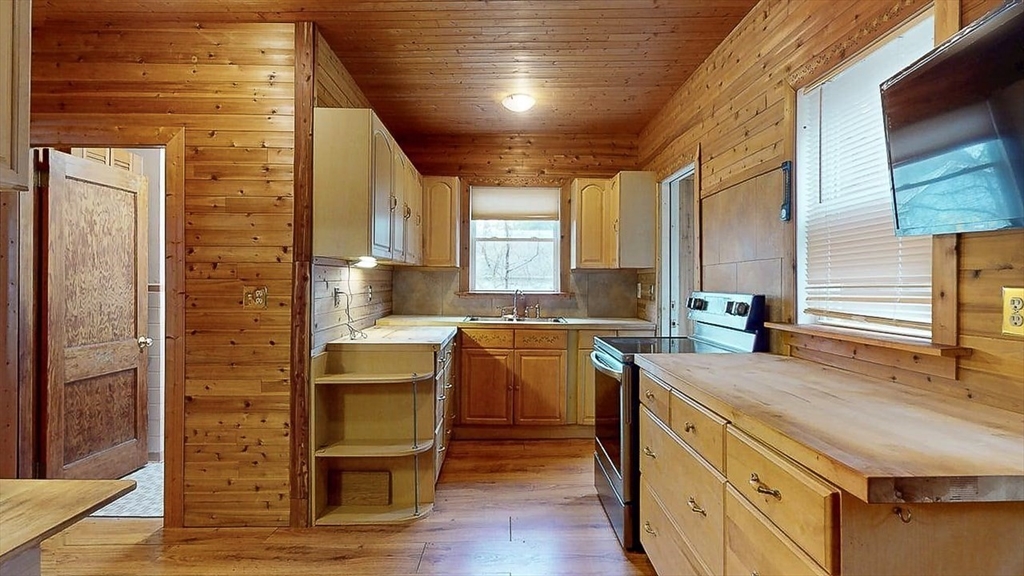 86 Saint Nicholas Ave