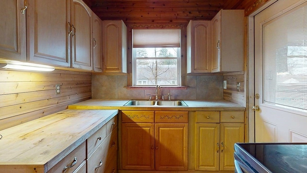 86 Saint Nicholas Ave