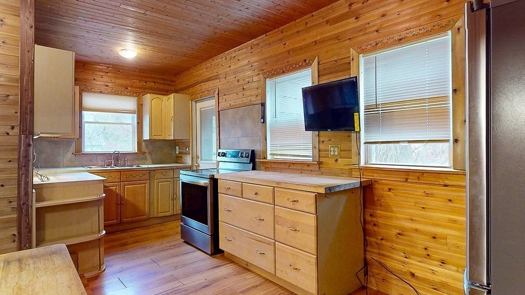 86 Saint Nicholas Ave