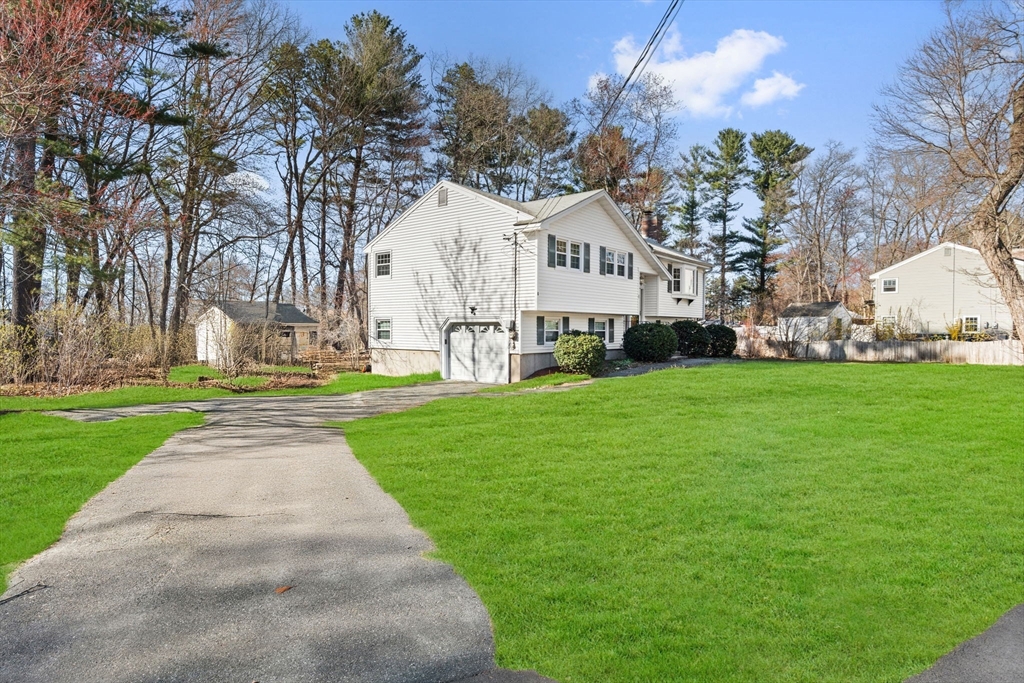 6 Eastview Ave