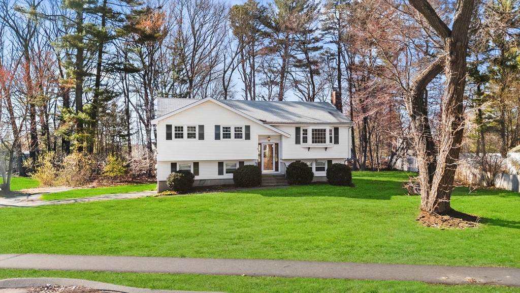 6 Eastview Ave