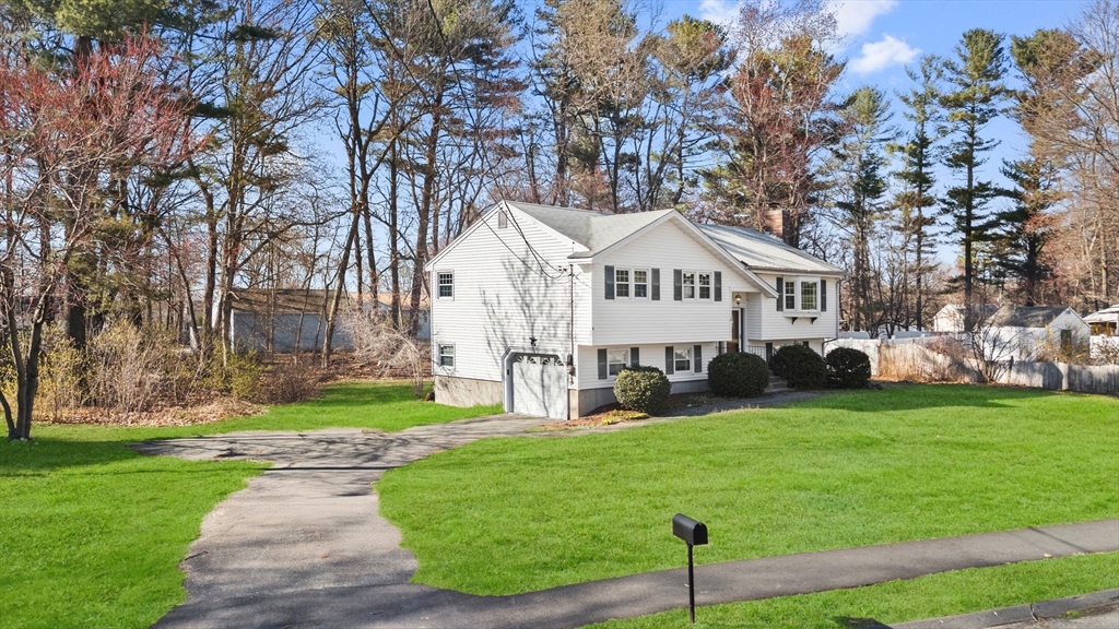 6 Eastview Ave