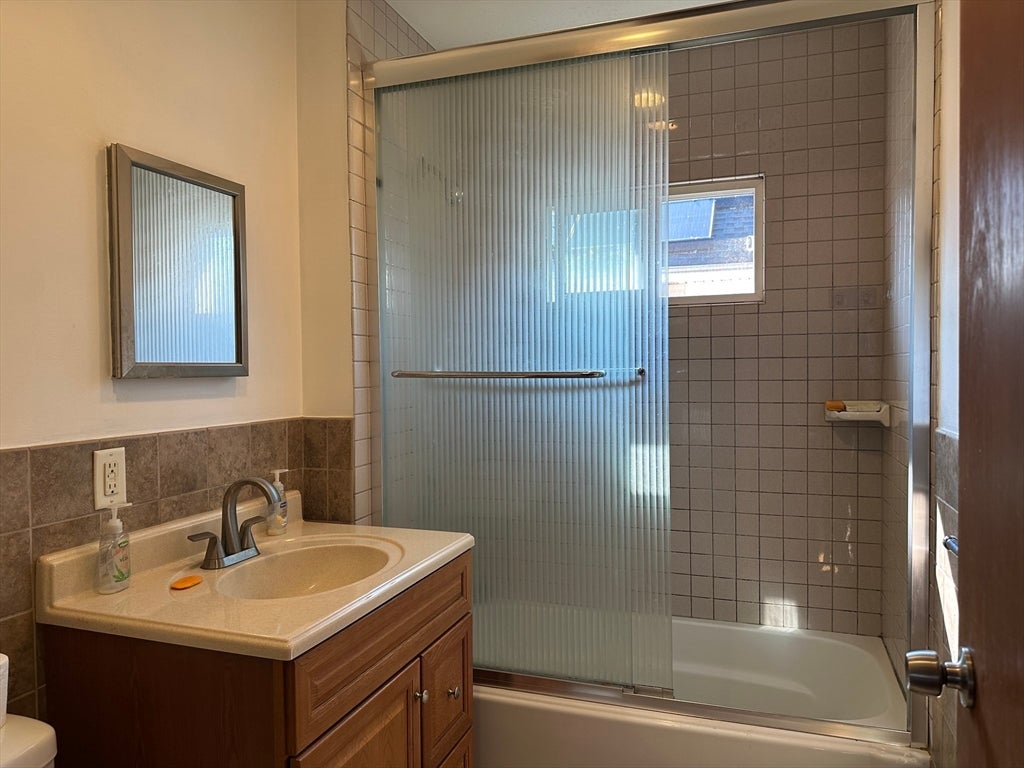 374 Riverside Avenue #2, Medford, MA, 374 Riverside Avenue #2, Medford, MA Photo #6