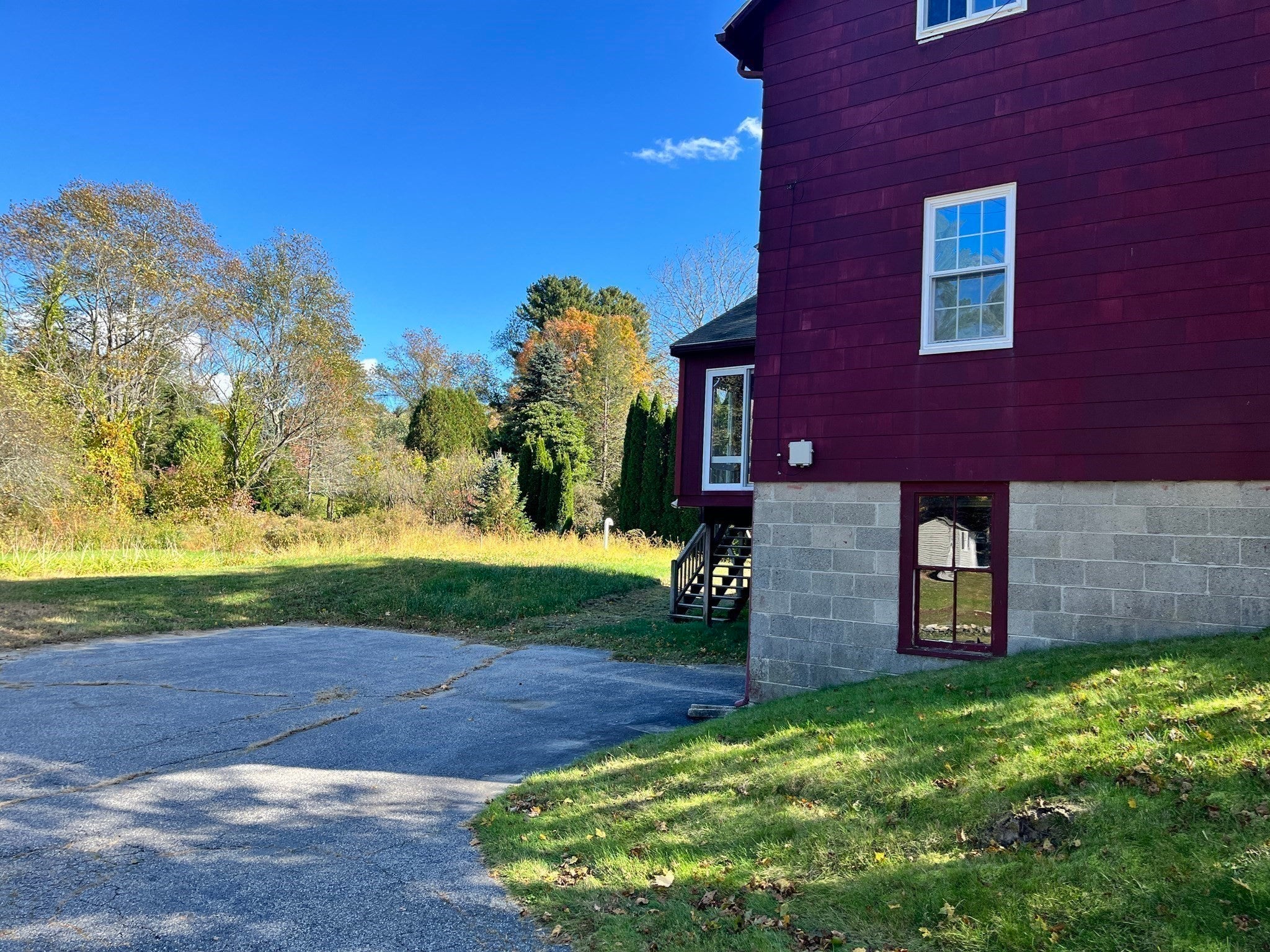 1076 Hill Street, Northbridge, MA Photo #16