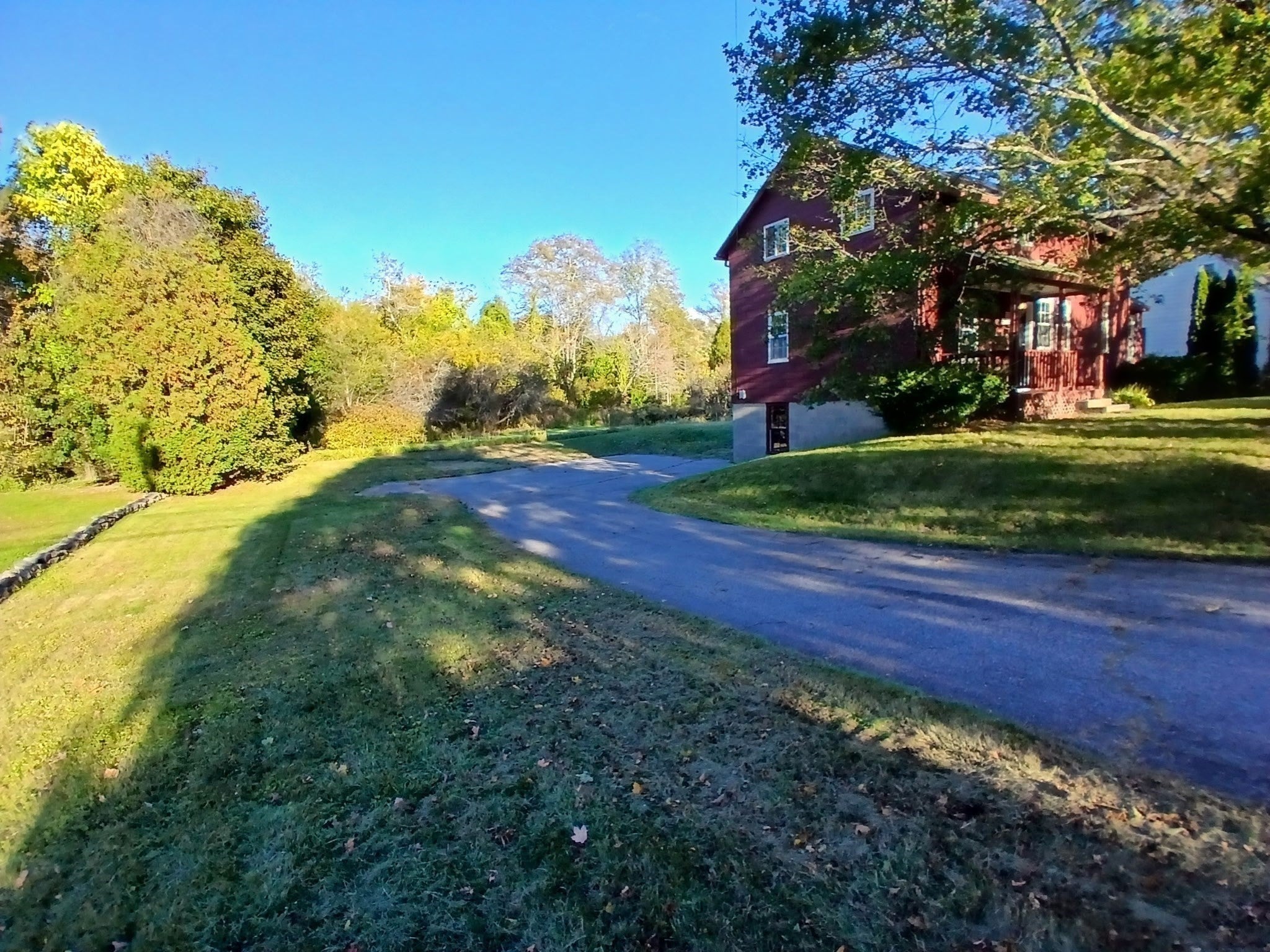 1076 Hill Street, Northbridge, MA Photo #3