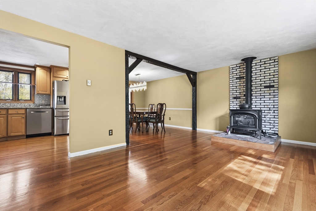 19 Macintosh Ave