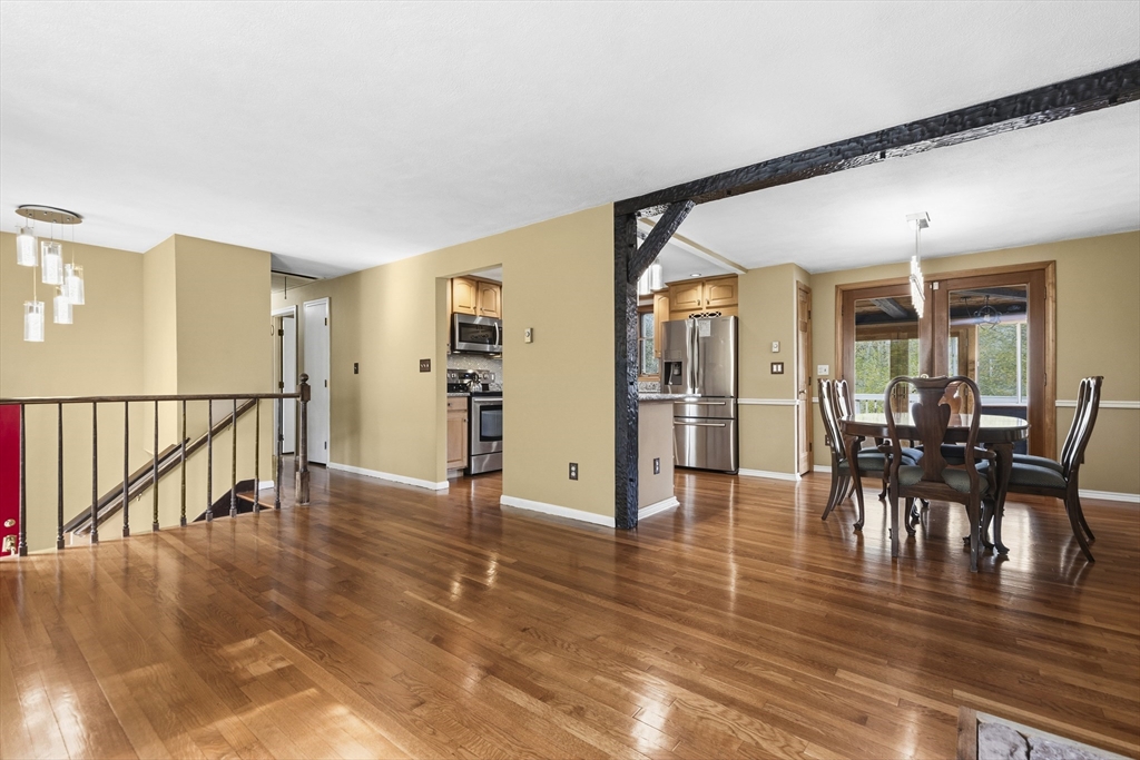 19 Macintosh Ave