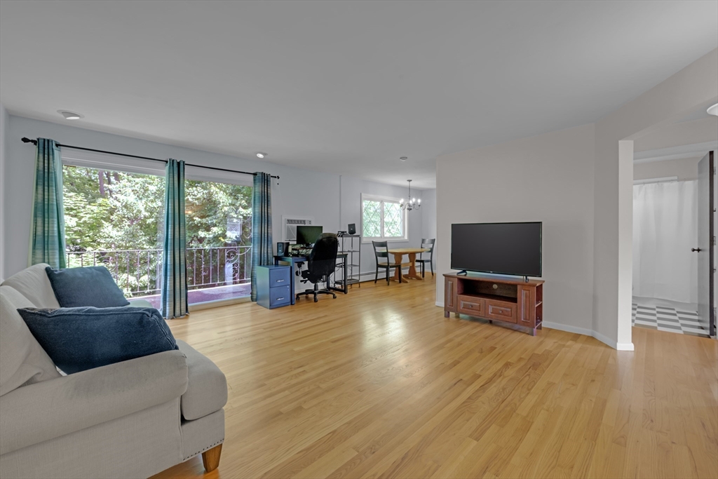 1 Fernview Avenue 6