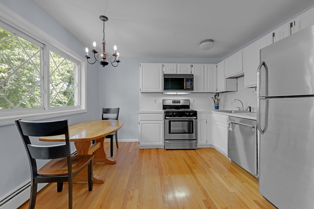 1 Fernview Avenue 6