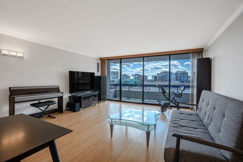 566 Commonwealth Ave 906 Boston MA 02215
