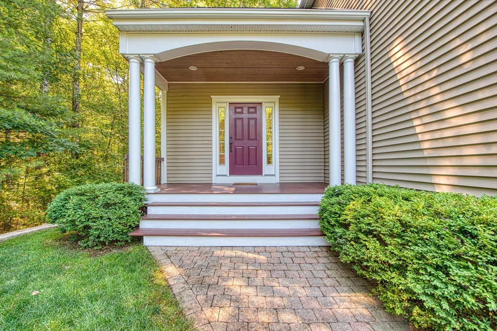 107 Field St