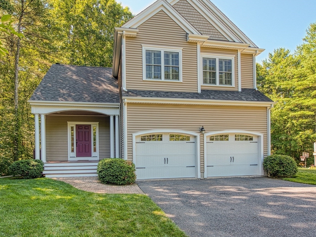 107 Field St