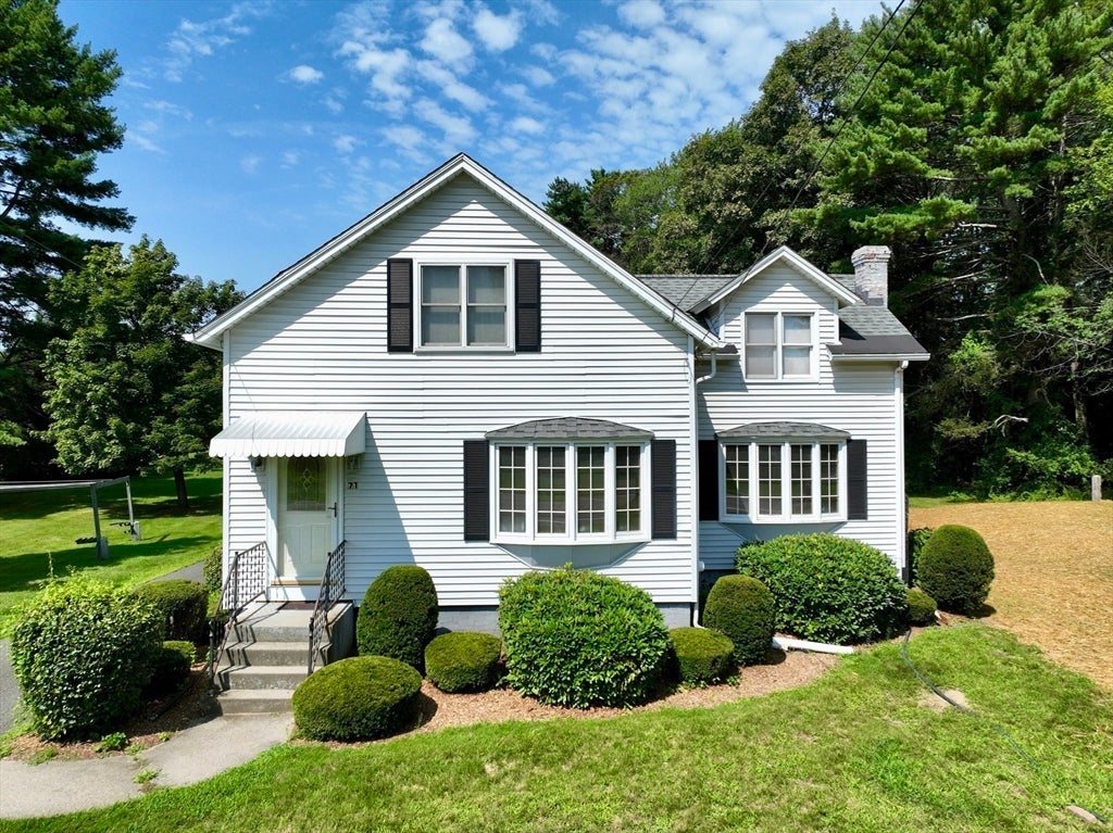 71 West St, Hatfield, MA Photo #2