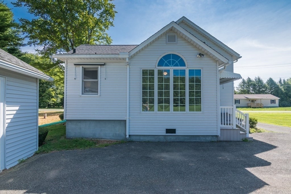 71 West St, Hatfield, MA Photo #27
