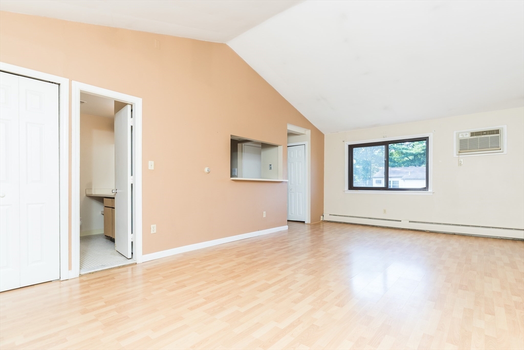 22 Adams Ct 22