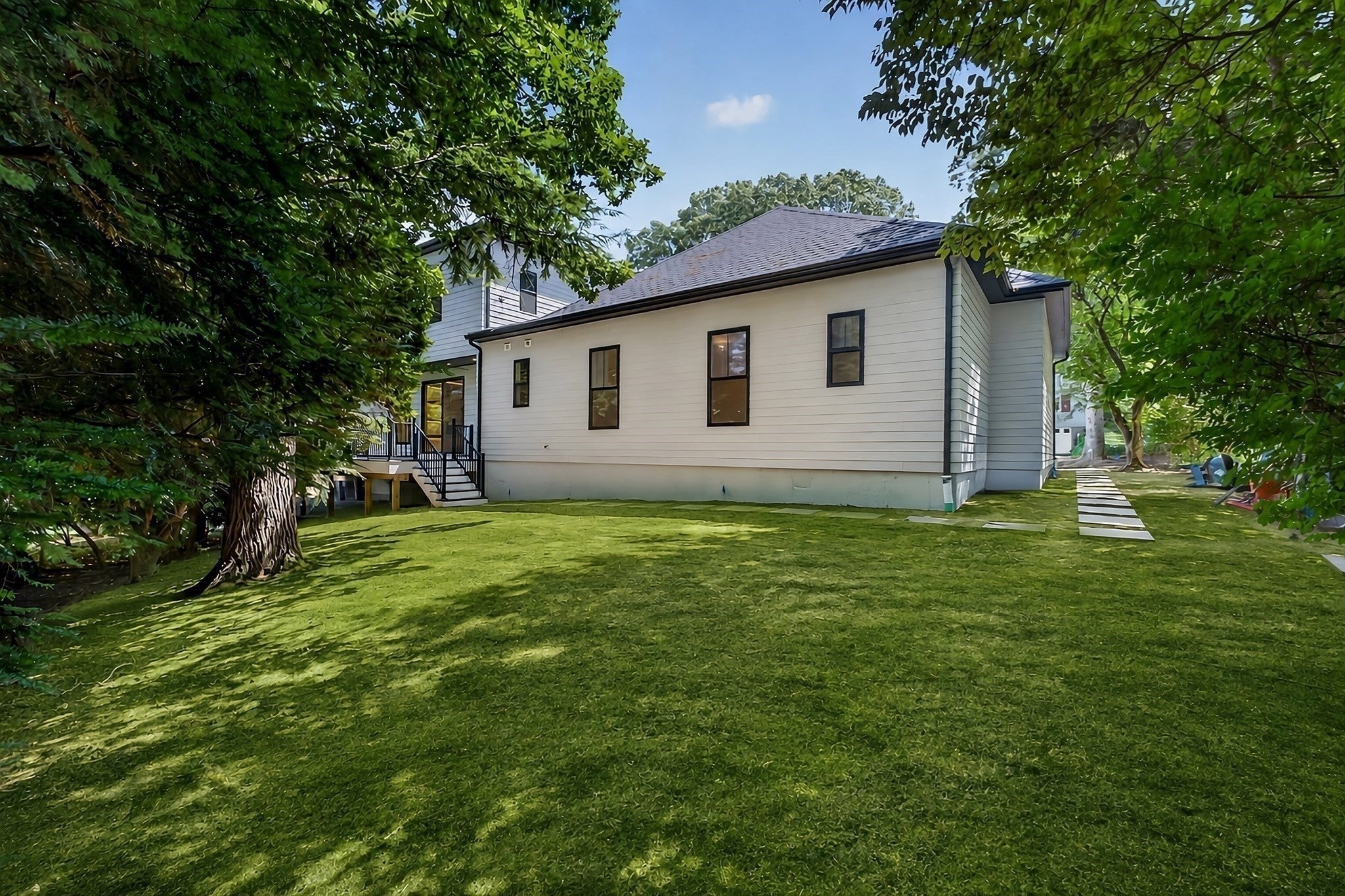 23 Lantern Ln, Arlington, MA, 23 Lantern Ln, Arlington, MA Photo #10