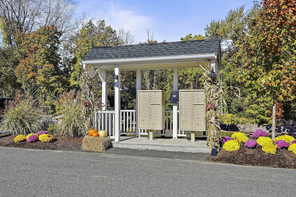 12 Simmonds Blvd. 12