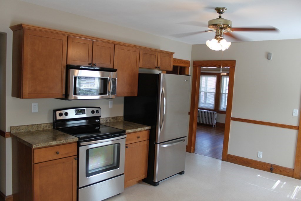 48 Richmond St 2nd Fl