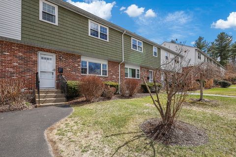 7 Hemlock Cir 7 Millis MA 02054