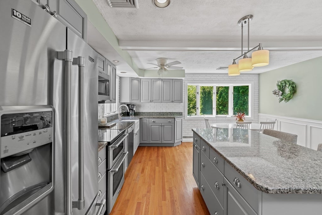 14 Sunset Drive, Northborough, MA, 14 Sunset Drive, Northborough, MA Photo #6