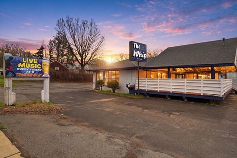 287 N Elm St Westfield MA 01085