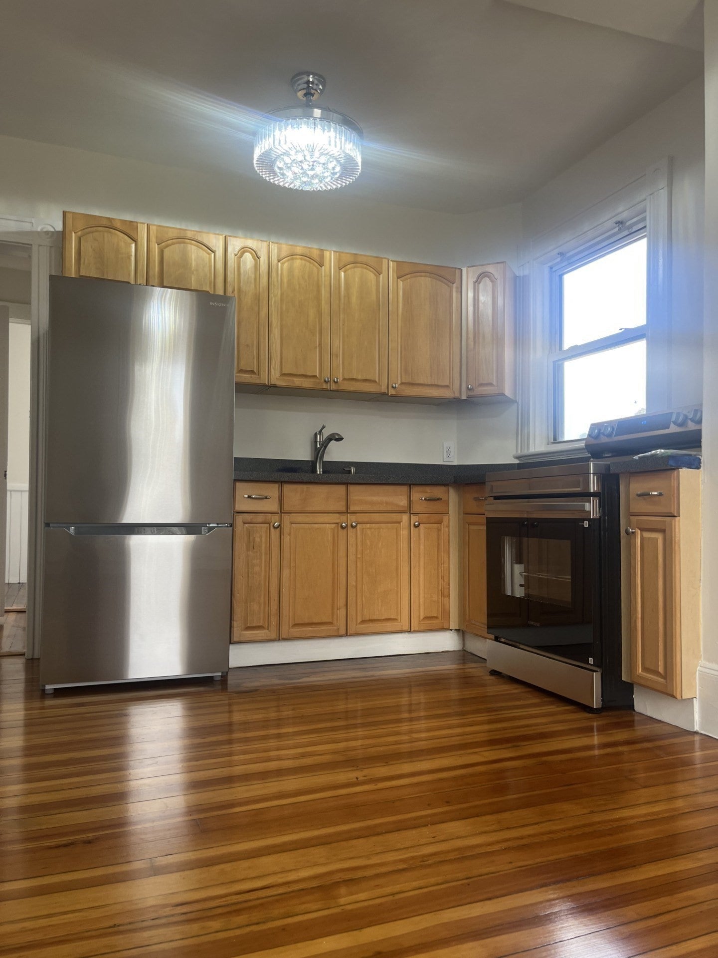 3 Mcgrath Hywy #2, Quincy, MA Photo #3