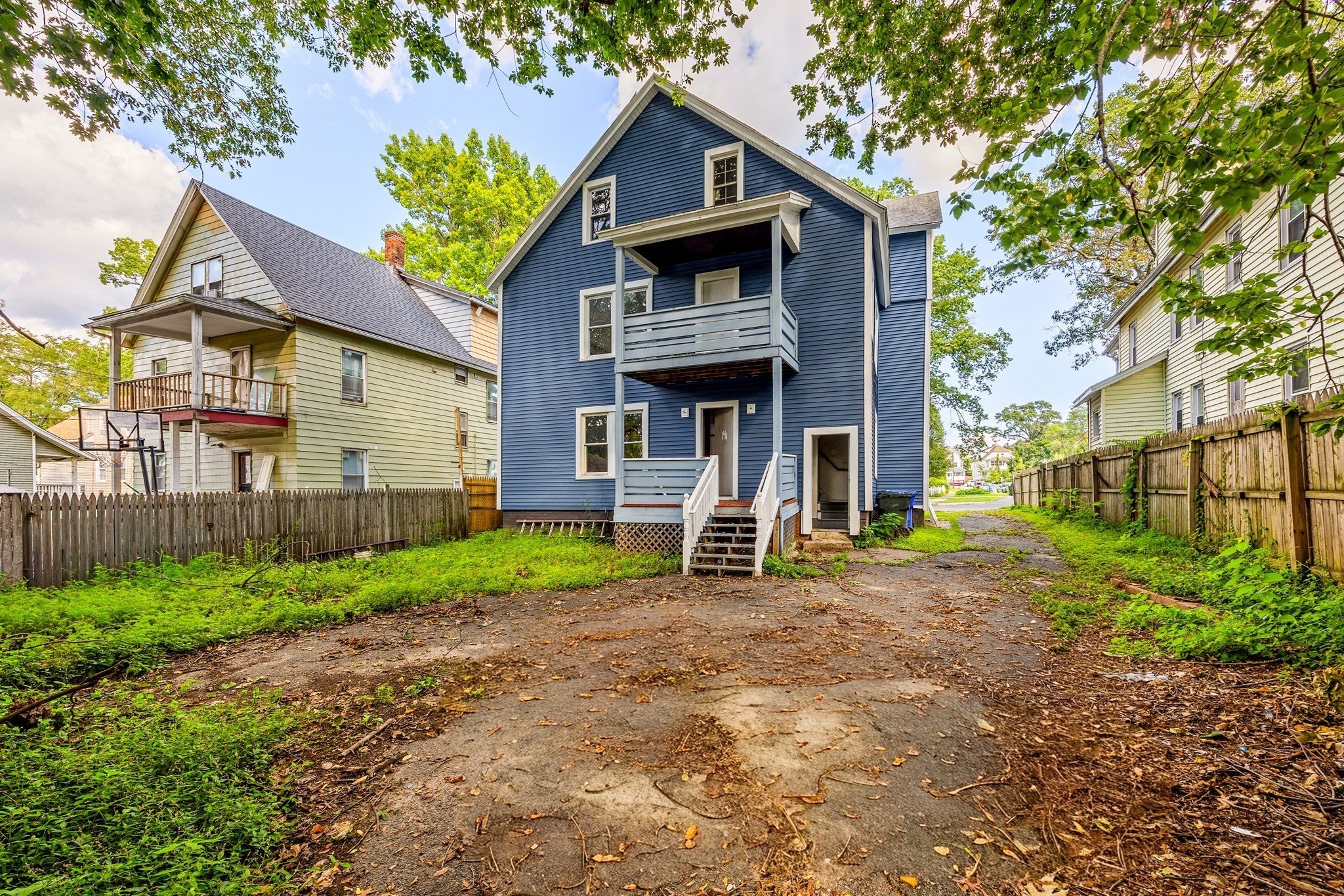 172-174 Euclid Ave