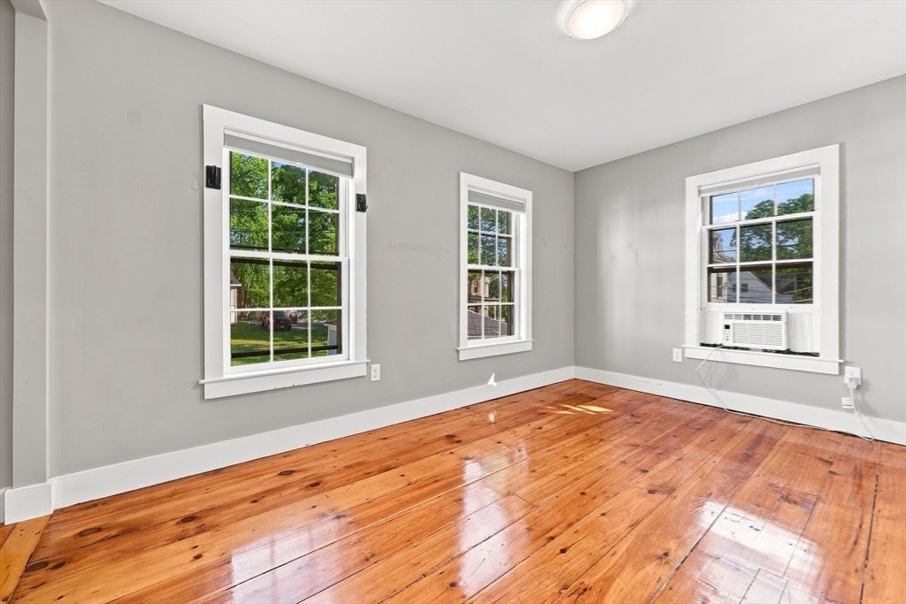 1 Lincoln Ct #1, Amesbury, MA Photo #22