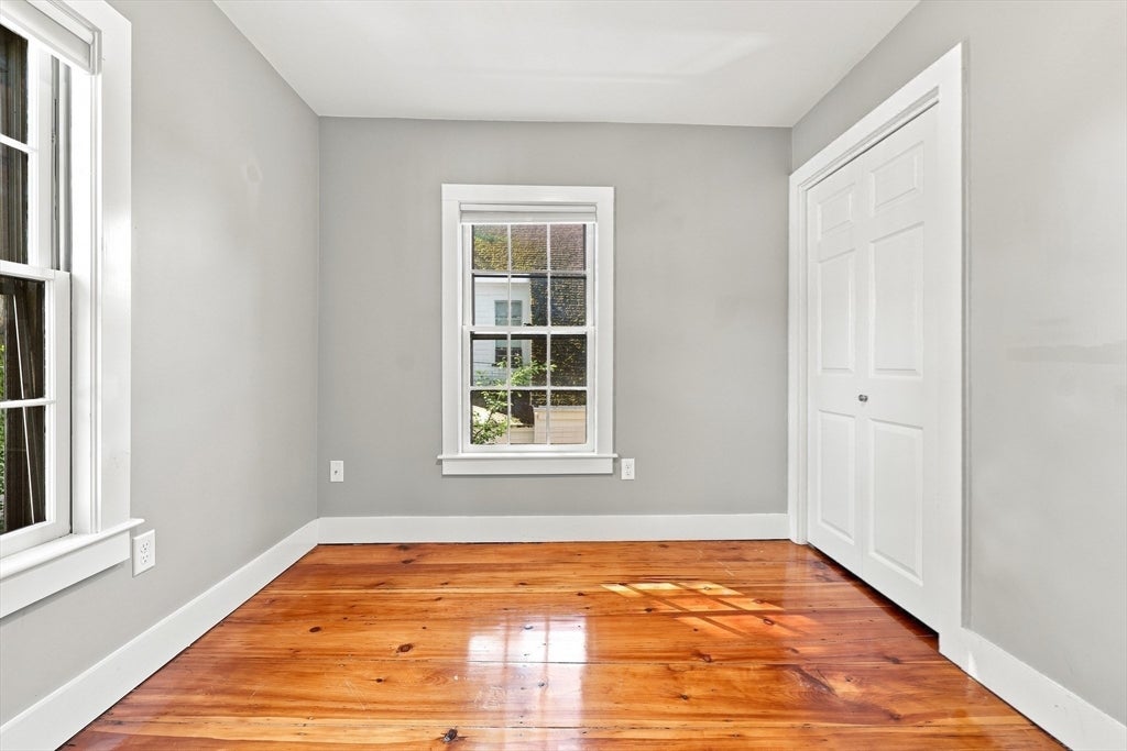 1 Lincoln Ct #1, Amesbury, MA Photo #18