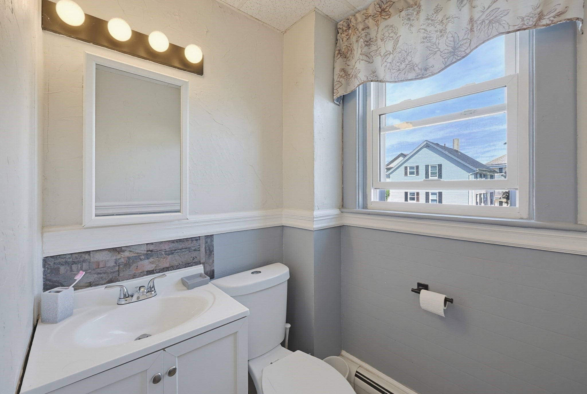88 Arizona St, Fall River, MA, 88 Arizona St, Fall River, MA Photo #15