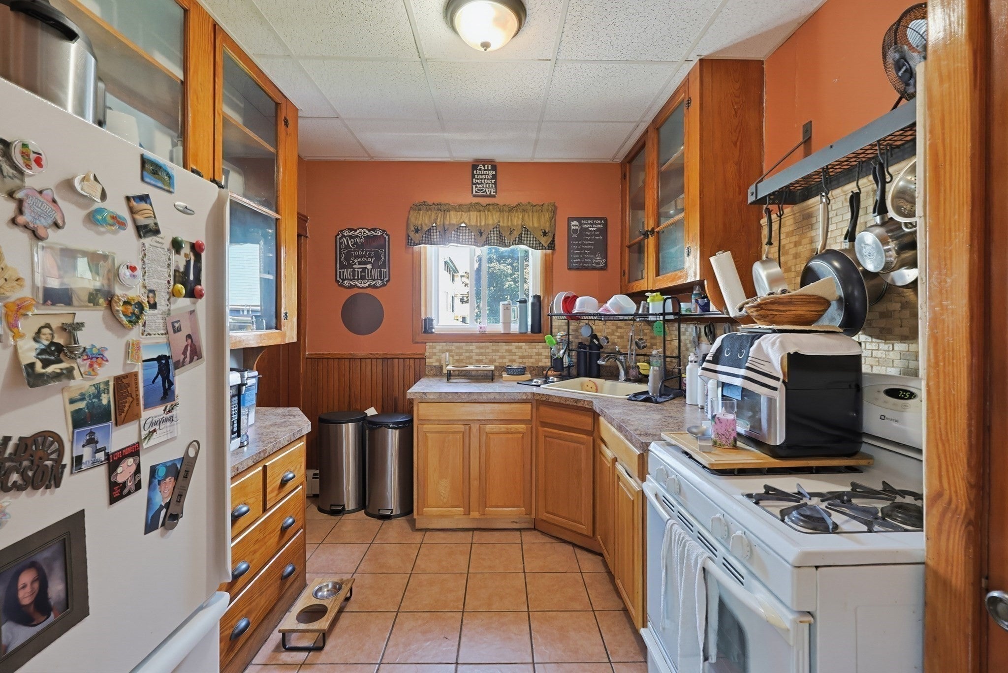 88 Arizona St, Fall River, MA, 88 Arizona St, Fall River, MA Photo #13