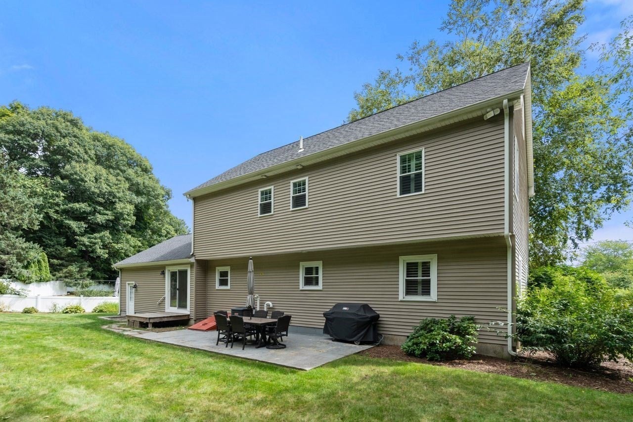 72 Bornwood Drive, Norwood, MA Photo #21