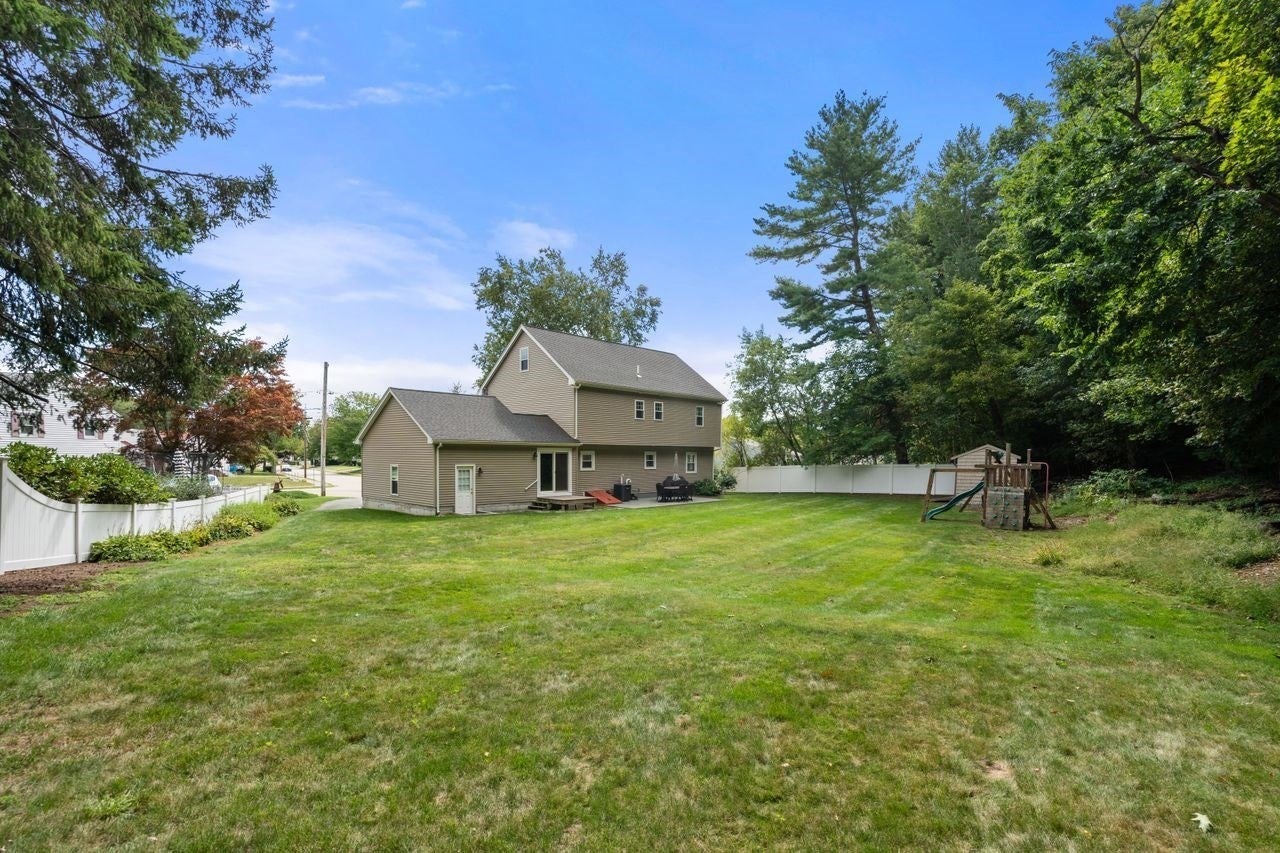 72 Bornwood Drive, Norwood, MA Photo #24