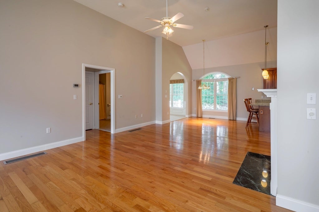 30 Holly Lane 30