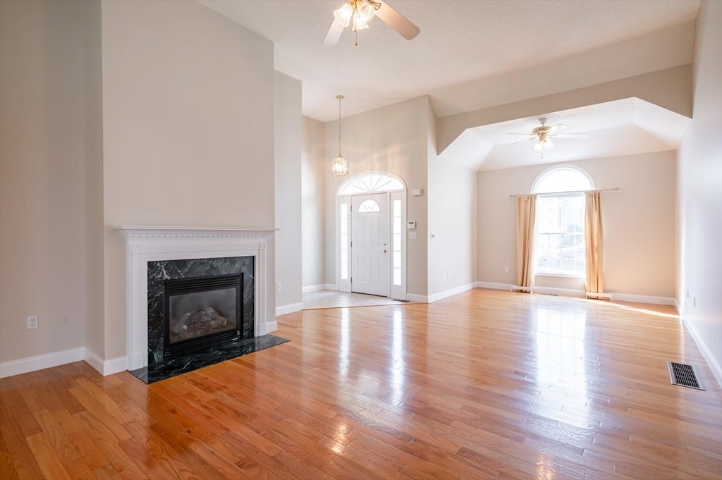 30 Holly Lane 30