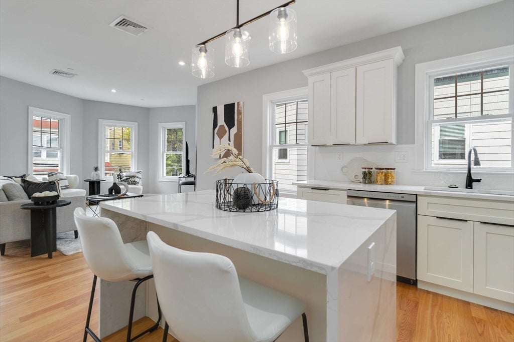 20 Alston St #20, Somerville, MA, 20 Alston St #20, Somerville, MA Photo #11
