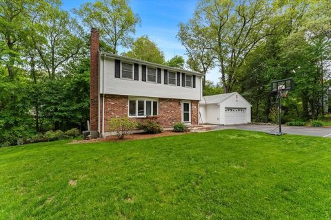 Photo of 41-A Hunnewell Street, Wellesley, MA 02481 (MLS # 73522956)