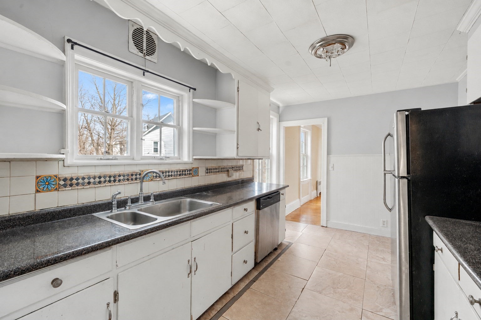 275 Bank St, Fall River, MA, 275 Bank St, Fall River, MA Photo #22