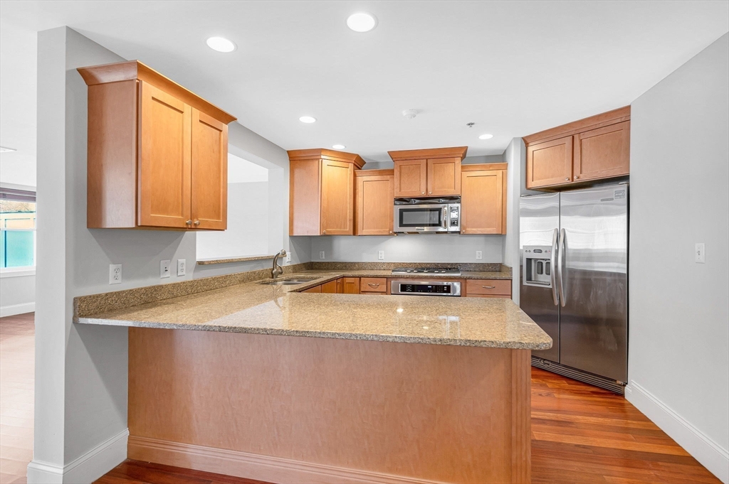 1732 Main Street 205