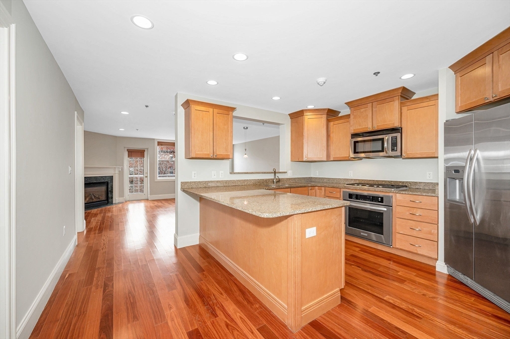 1732 Main Street 205