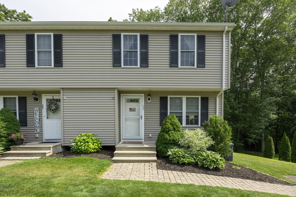 Plainville, Massachusetts 02762, United States, 2 Bedrooms Bedrooms, ,2 BathroomsBathrooms,Residential,Pending,152036