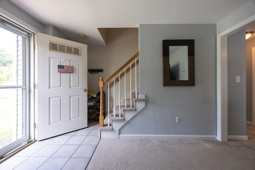 25 Sharlene Ln 25