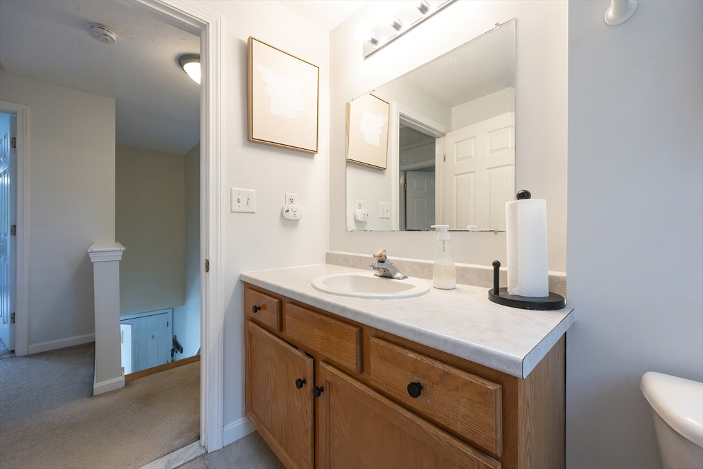 Plainville, Massachusetts 02762, United States, 2 Bedrooms Bedrooms, ,2 BathroomsBathrooms,Residential,Pending,152036